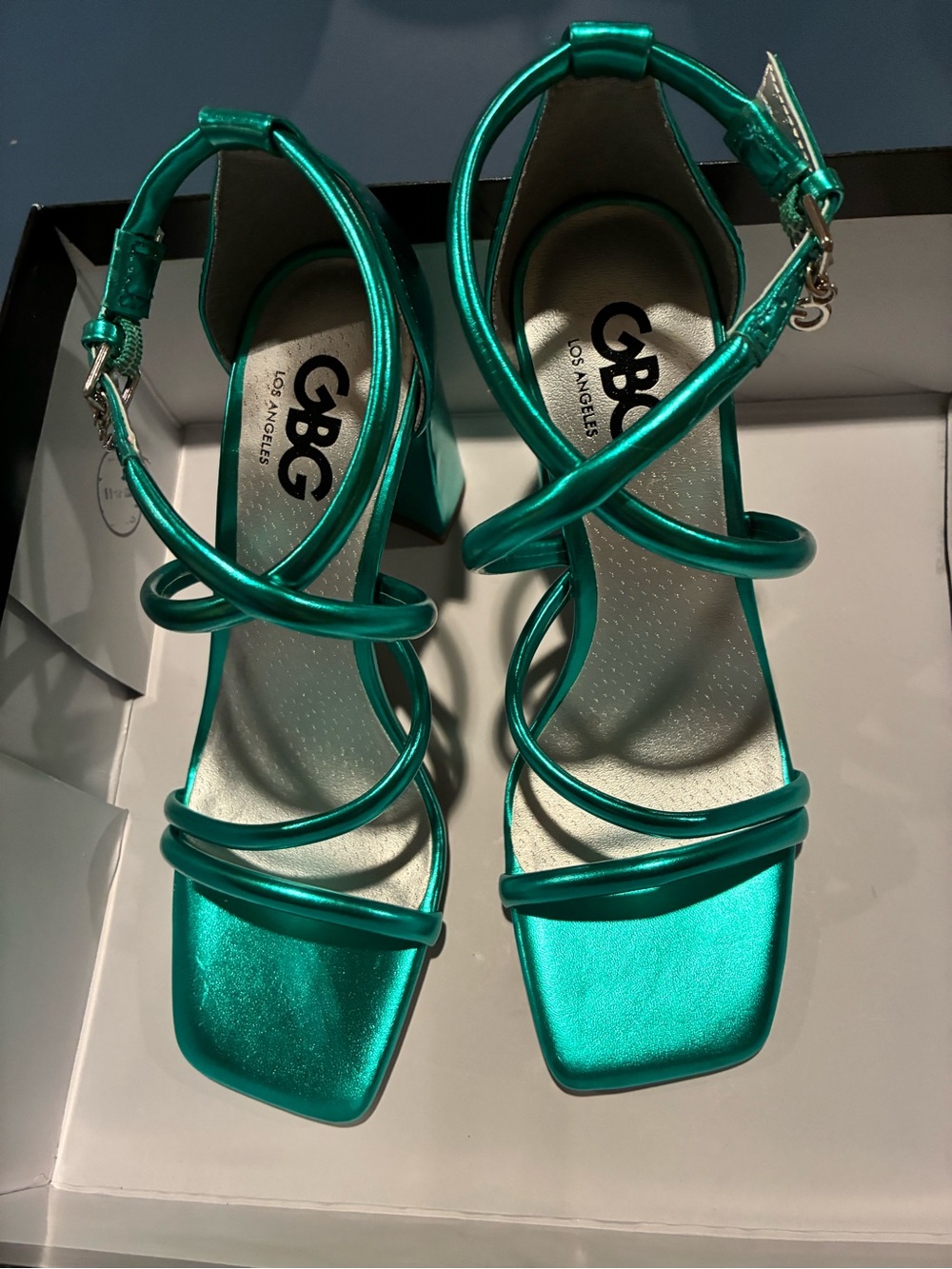 GBG Los Angeles Metallic Teal Strappy Block Heel Sandals 4” Heel 6.5 NIB